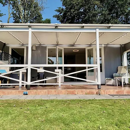 Coastal Hideaway With Garden Holiday home *