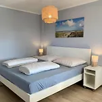 Coastal Hideaway With Garden Holiday home *