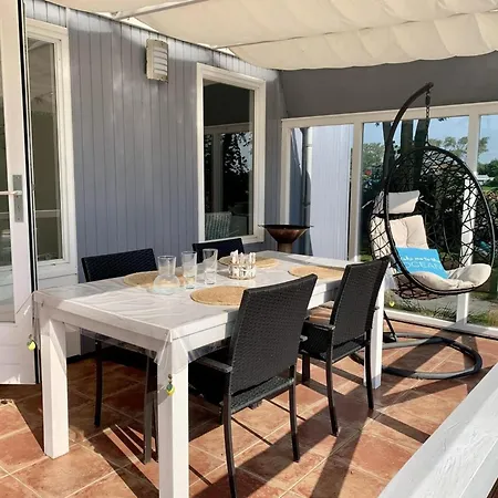 Coastal Hideaway With Garden *